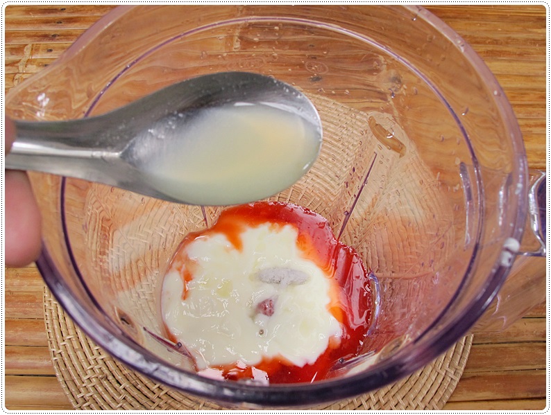 http://www.pim.in.th/images/all-drink/yogurt-smoothie/strawberry-yogurt-smoothie12.JPG