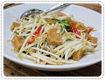 http://pim.in.th/images/all-no-meat-side-dish/stir-fried-bean-sprout-with-tofu/stir-fried-bean-sprout-with-tofu-00.JPG