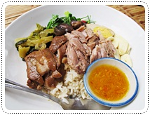 http://pim.in.th/images/all-one-dish-food/stewed-pork-leg-on-rice/small-pork-leg-01.JPG