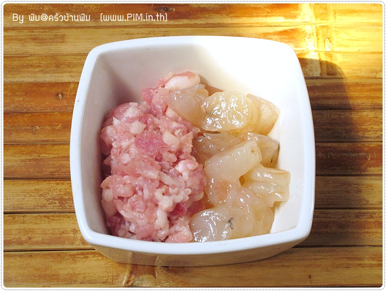 http://www.pim.in.th/images/all-one-dish-shrimp-crab/spicy-erynggi-mushroom-salad/spicy-erynggi-mushroom-salad-006.JPG