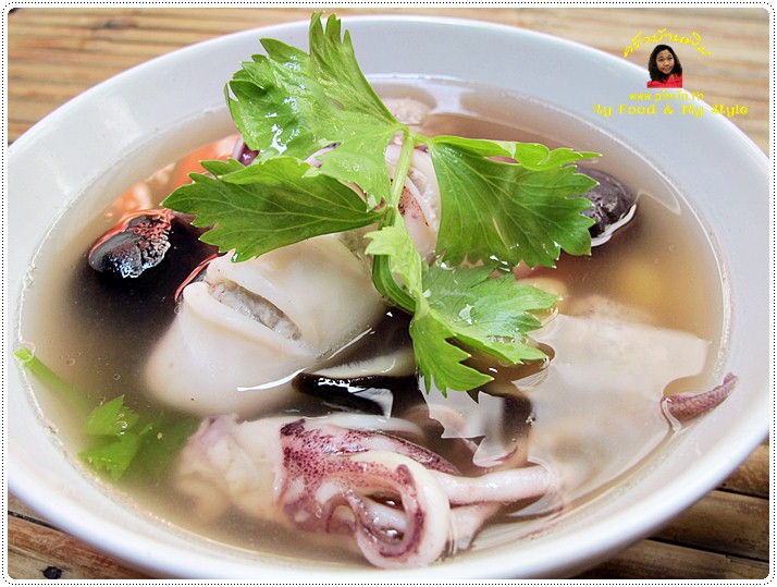 http://pim.in.th/images/all-one-dish-shrimp-crab/squid-soup/squid-soup-17.JPG