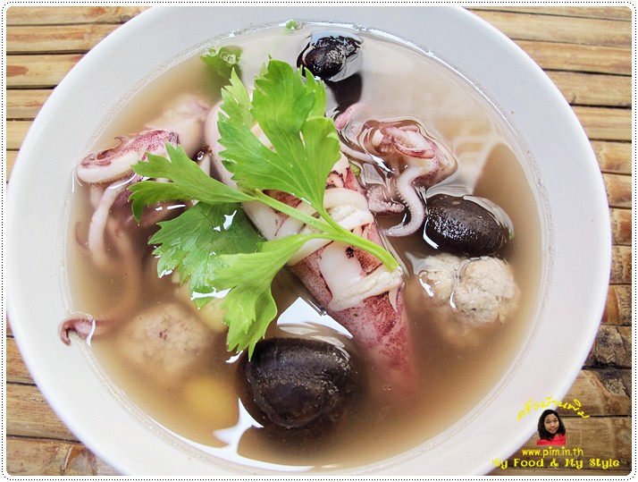 http://pim.in.th/images/all-one-dish-shrimp-crab/squid-soup/squid-soup-18.JPG