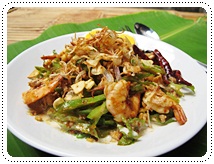 http://pim.in.th/images/all-one-dish-shrimp-crab/yam-tou-plu/yam-tou-plu-01.JPG
