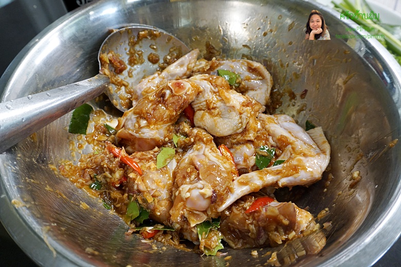 steamed chicken with thai herb 07