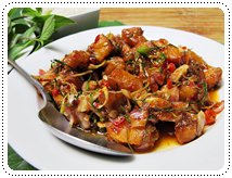 http://pim.in.th/images/all-side-dish-fish/pla-pla-tubtim-tod/red-tilapia-spicy-salad-01.JPG