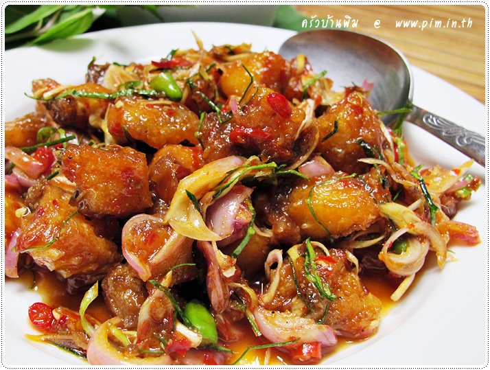 http://pim.in.th/images/all-side-dish-fish/pla-pla-tubtim-tod/red-tilapia-spicy-salad-20.JPG