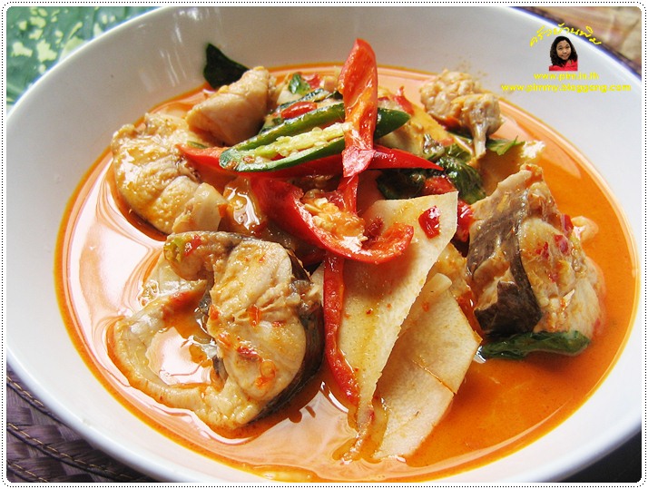 http://pim.in.th/images/all-side-dish-fish/sour-bamboo-shoot-in-red-curry/01.JPG