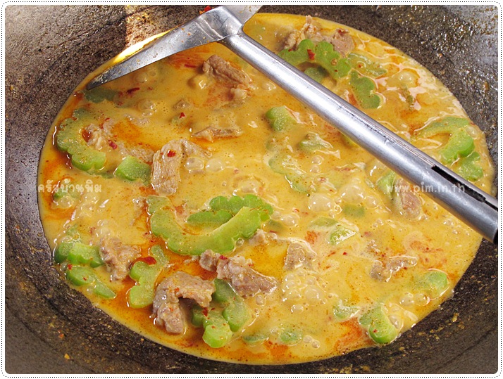 http://pim.in.th/images/all-side-dish-pork/chinese-bitter-cucumber-red-curry/chinese-bitter-cucumber-red-curry-13.JPG