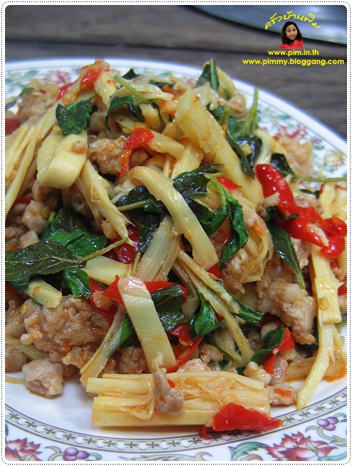 http://pim.in.th/images/all-side-dish-pork/fried-bamboo-shoot/spicy-fried-bamboo-shoot-with-pork-17.JPG
