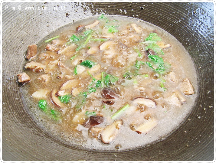 http://pim.in.th/images/all-side-dish-pork/rice-with-pork-and-shiitake-soup/rice-with-pork-and-shiitake-soup12.JPG