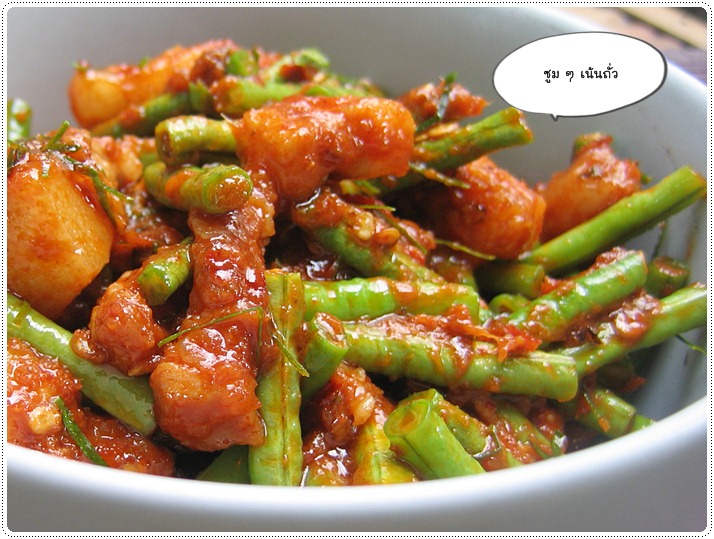 http://pim.in.th/images/all-side-dish-pork/spicy-fried-pork-with-yard-long-bean/spicy-fried-pork-with-yard-long-bean-19.JPG