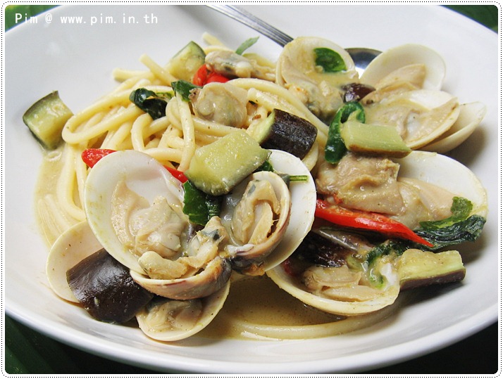 http://pim.in.th/images/all-one-dish-food/bucatini-with-green-curry-sauce/bucatini-with-green-curry-sauce-26.JPG