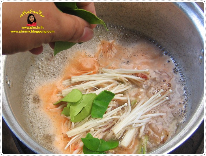 http://pim.in.th/images/all-one-dish-shrimp-crab/tom-yam-kung/tom_yam_kung_14.JPG