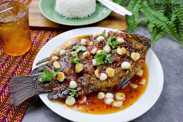 fried fish with chili sauce 16