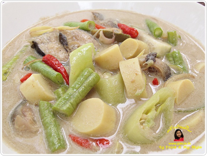 http://pim.in.th/images/all-side-dish-fish/pickled-fish/pickled-fish-with-vegetable-in-coconut-milk-07.JPG