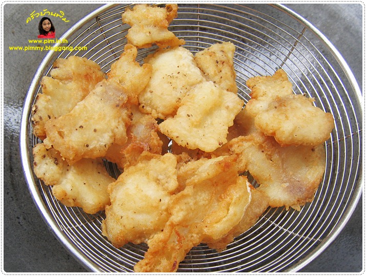 http://pim.in.th/images/all-side-dish-fish/pla-pad-pricthaidam/fried-fish-with-black-pepper-29.JPG